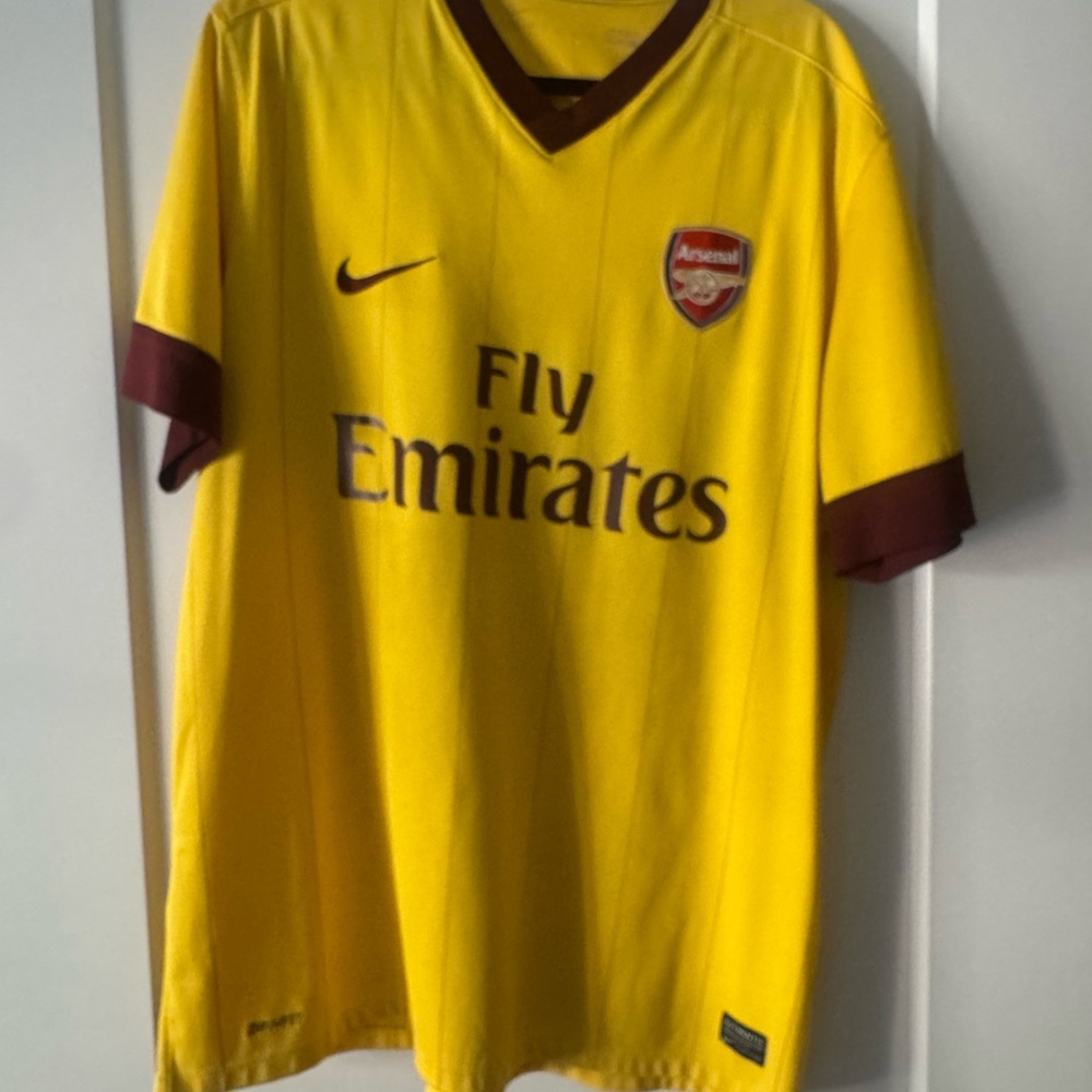 Authentic Nike Arsenal 2010 Away Soccer Jersey